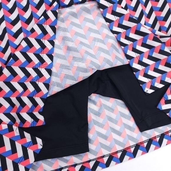 New Tail Multicolored Golf Tennis Skort Sz Xs - Picture 2 of 8